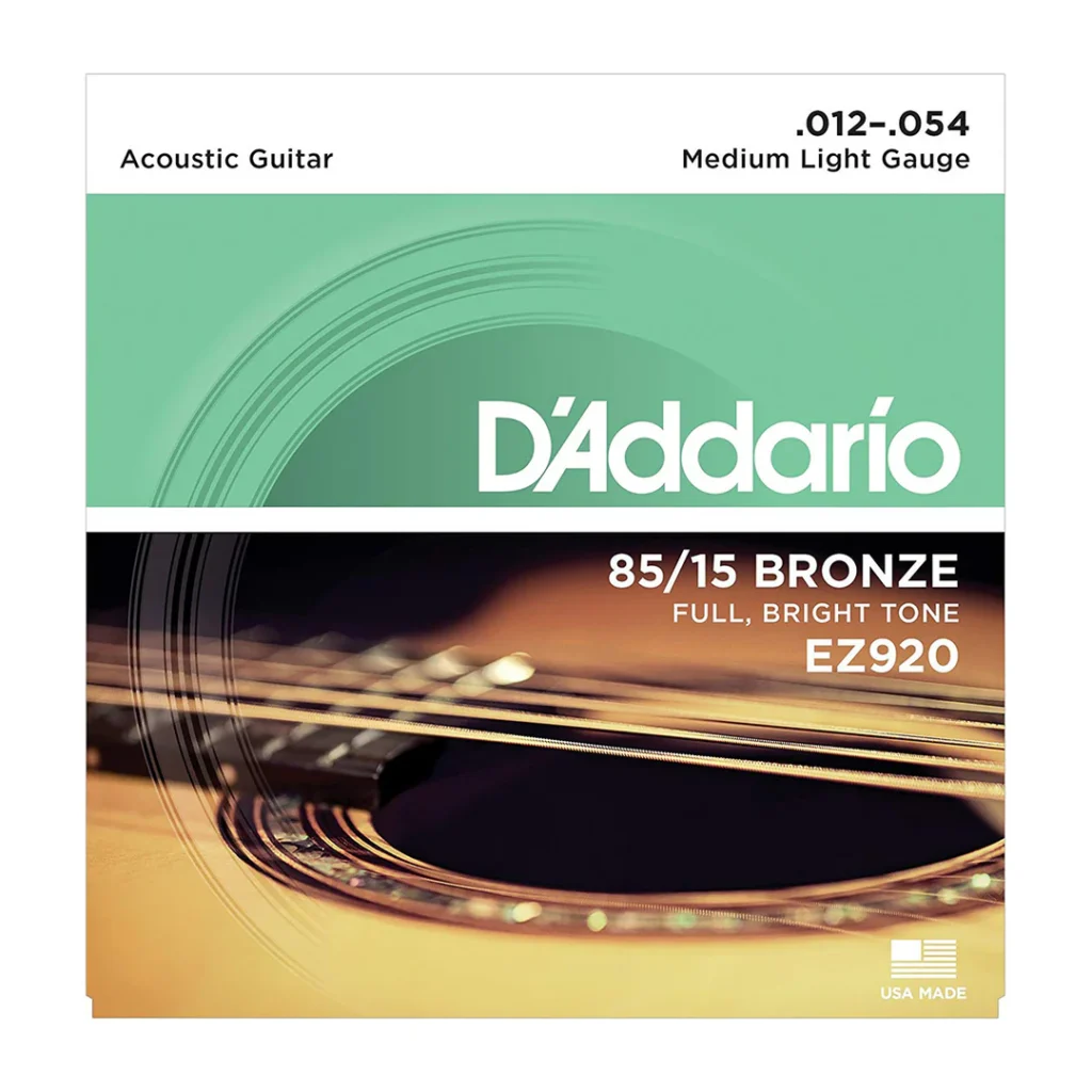 Encordado D’Addario EZ920 para guitarra acústica bronce 85/15 Light Medium